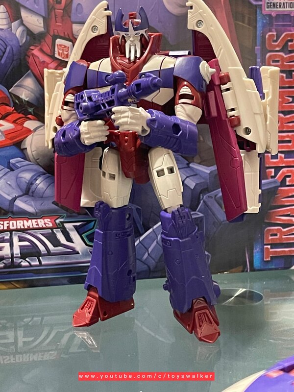 Transformers Legacy A Hero Is Born Alpha Trion And Orion Pax In Hand Image  (12 of 20)